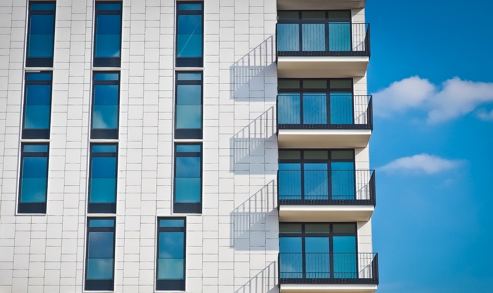 Window Wall vs Curtain Wall: Which Is Best for Your Building Project?