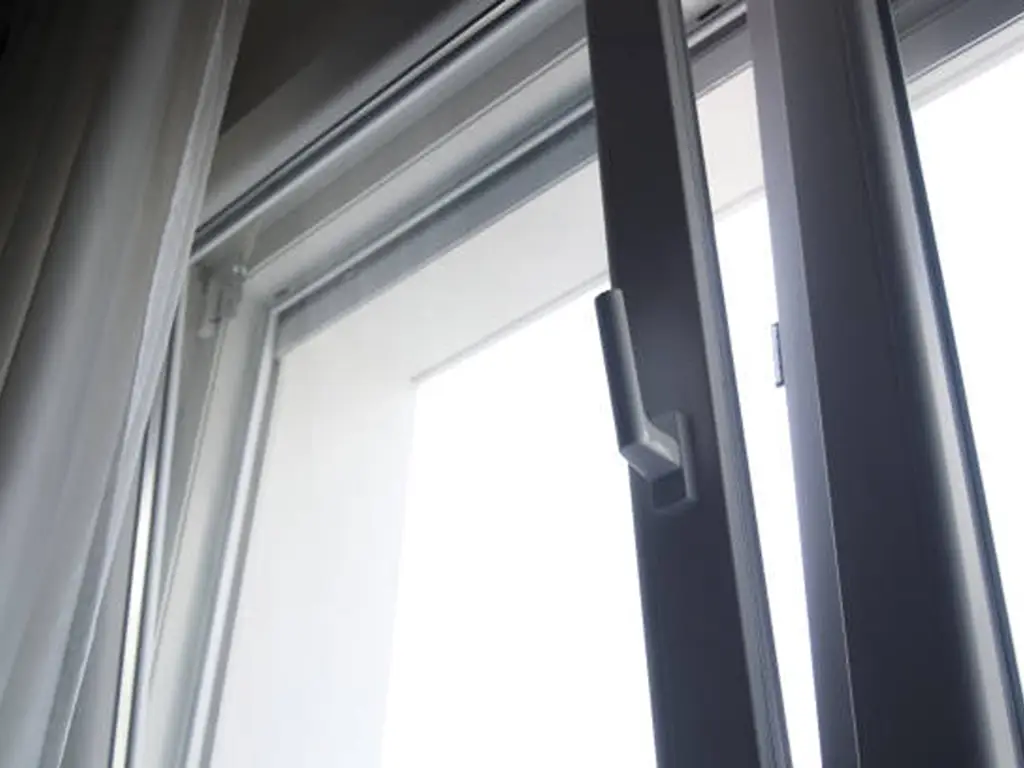 Types of Casement Windows: The Ultimate Guide 12 hopper windows