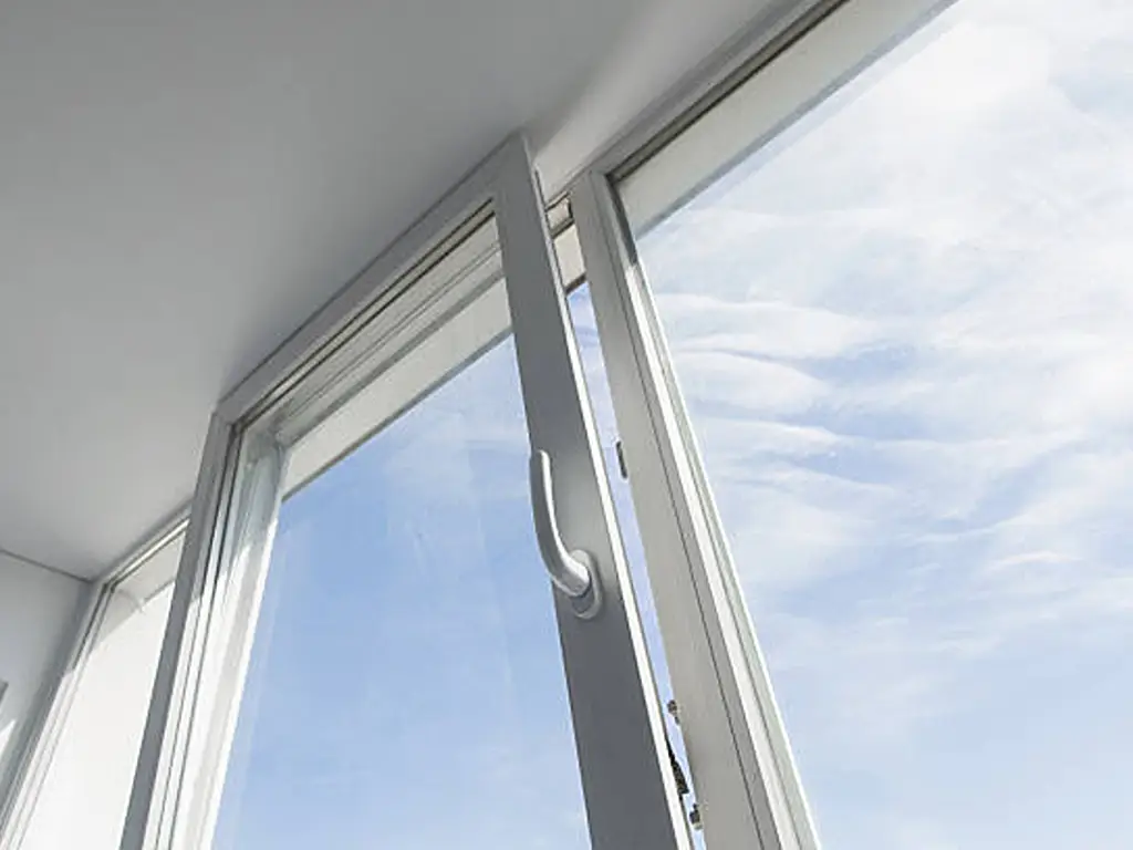 Types of Casement Windows: The Ultimate Guide 3 tilt & turn window